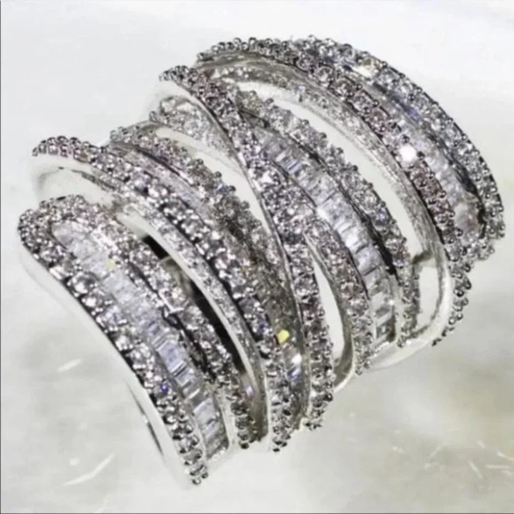 6.4 CT 925 STERLING SILVER DIAMOND RING - Picture 2 of 4